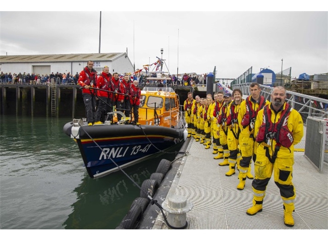 	Dunmore East RNLI lifeboat crew with their new Shannon class lifeboat - RNLI/Patrick Browne